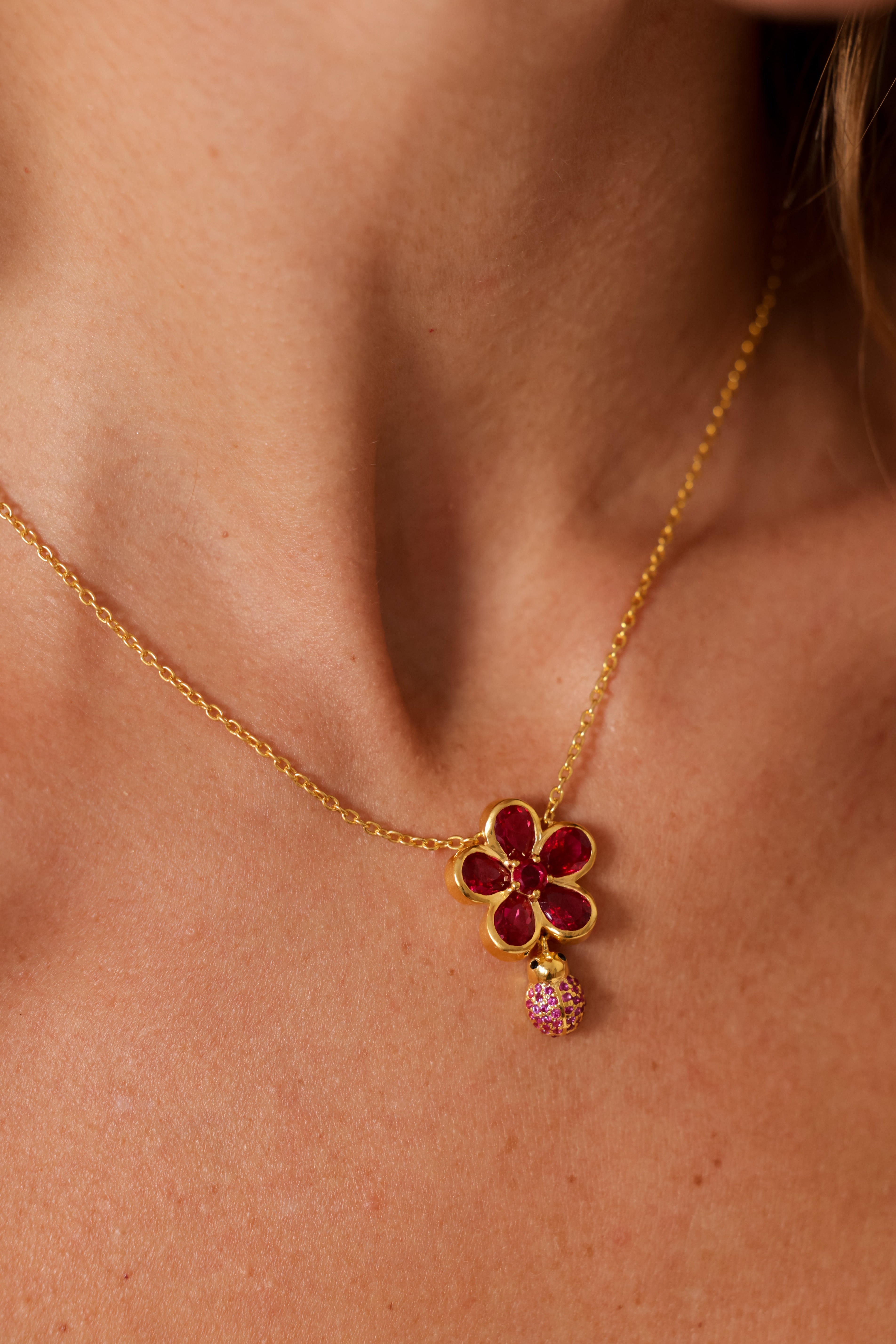 Petal Aura Necklace