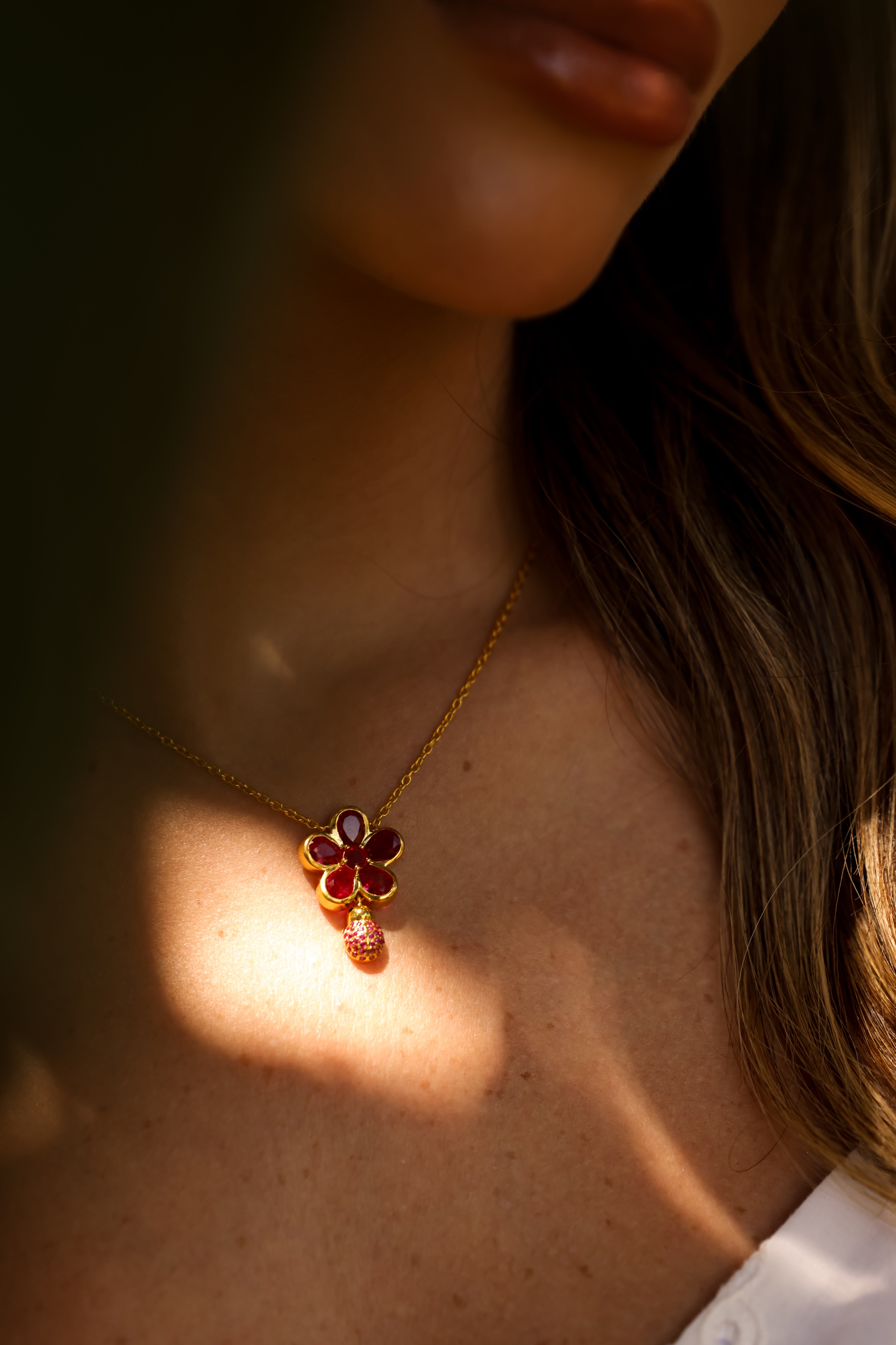 Petal Aura Necklace